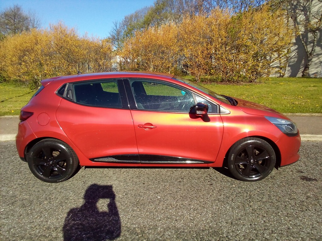 Renault Clio Hatchback Dynamique Nav 0.9 Tce 90 201666 SD66YCW Red #4