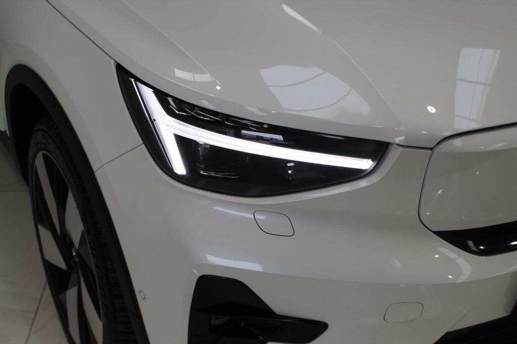 Volvo XC40 Recharge Twin 82Kwh Ultimate Awd AF24ZPY White #3