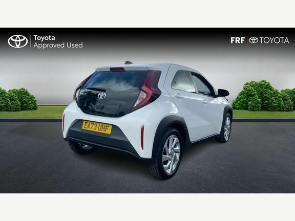 Toyota Aygo X Pure Automatic EA73UHF White #2