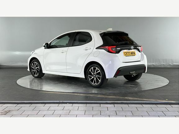 Toyota Yaris Design CV73WRW White #4