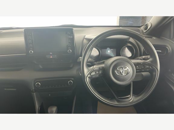 Toyota Yaris Dynamic 1.5 Hybrid PK22AEN Silver #6