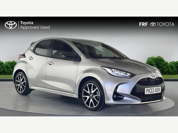 Toyota Yaris Dynamic 1.5 Hybrid Silver
