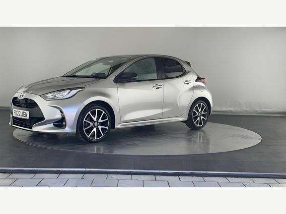 Toyota Yaris Dynamic 1.5 Hybrid PK22AEN Silver #3