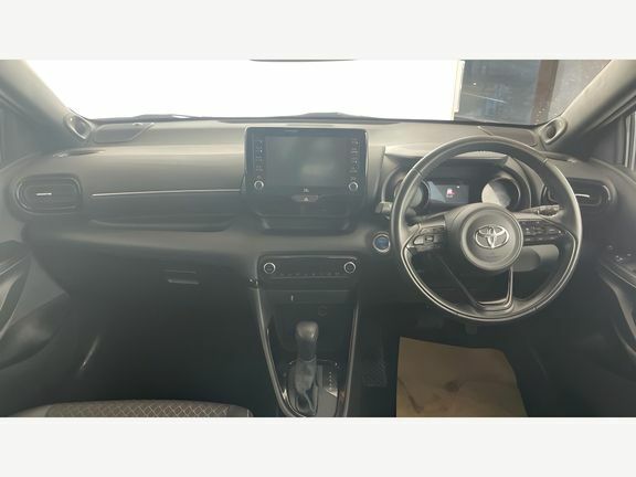 Toyota Yaris Dynamic 1.5 Hybrid PK22AEN Silver #5