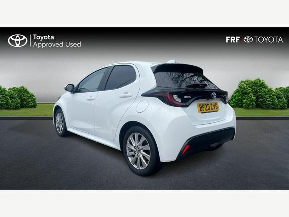 Toyota Yaris Icon BP23ZVG White #4