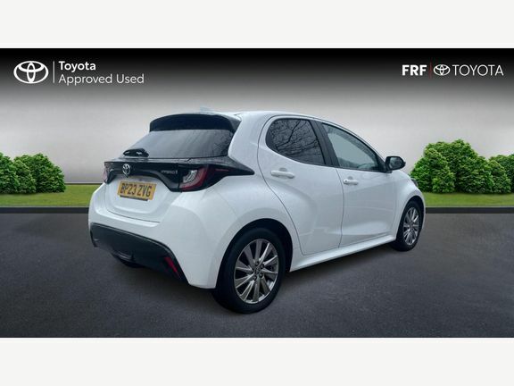 Toyota Yaris Icon BP23ZVG White #2