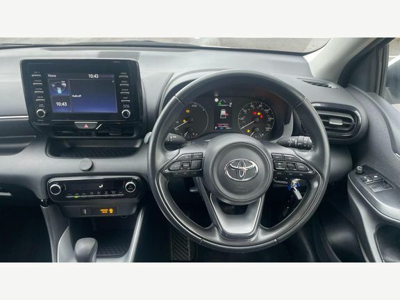 Toyota Yaris Icon BP23ZVG White #6