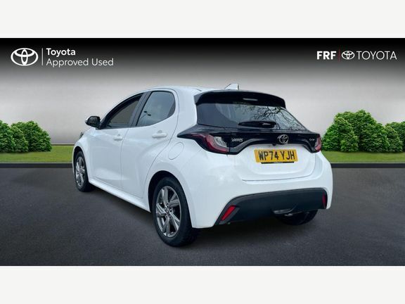 Toyota Yaris Icon WP74YJH White #4