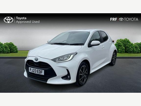 Toyota Yaris Design PJ23EDF White #3
