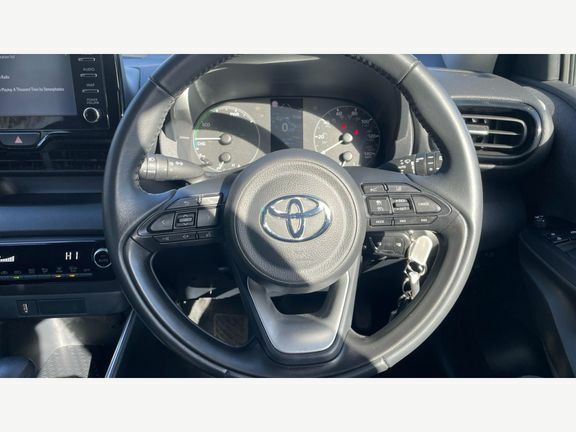 Toyota Yaris Icon CK23GHY White #6