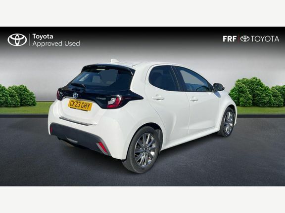 Toyota Yaris Icon CK23GHY White #2