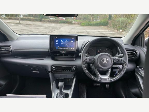 Toyota Yaris Icon CP25NJF White #5