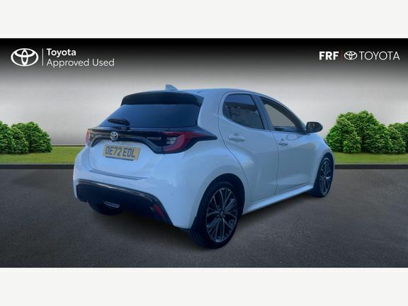 Toyota Yaris Excel OE72EOL White #2