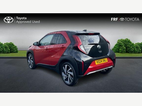 Toyota Aygo X Exclusive Auto VO24XNJ Red #4
