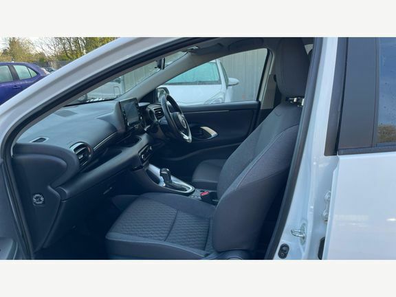 Toyota Yaris Design CV23AEL White #5