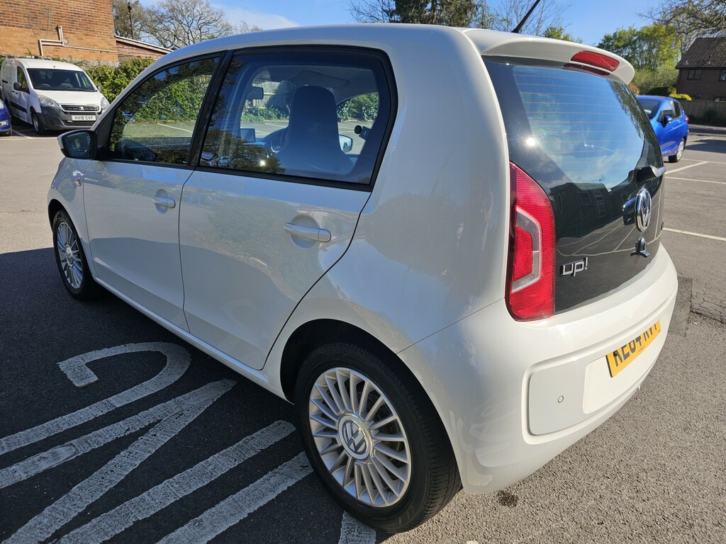Volkswagen Up 1.0 Bluemotion Tech High Up 2014 KE64KVT White #6