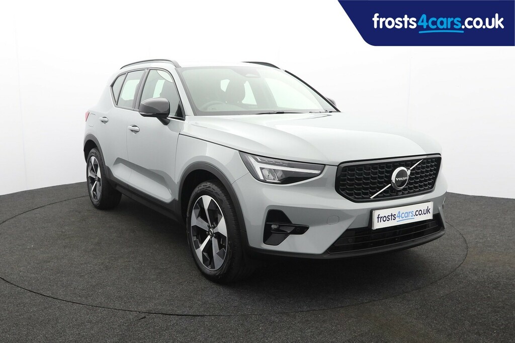 Volvo XC40 2.0 B4p Mild Hybrid Plus Dark Grey