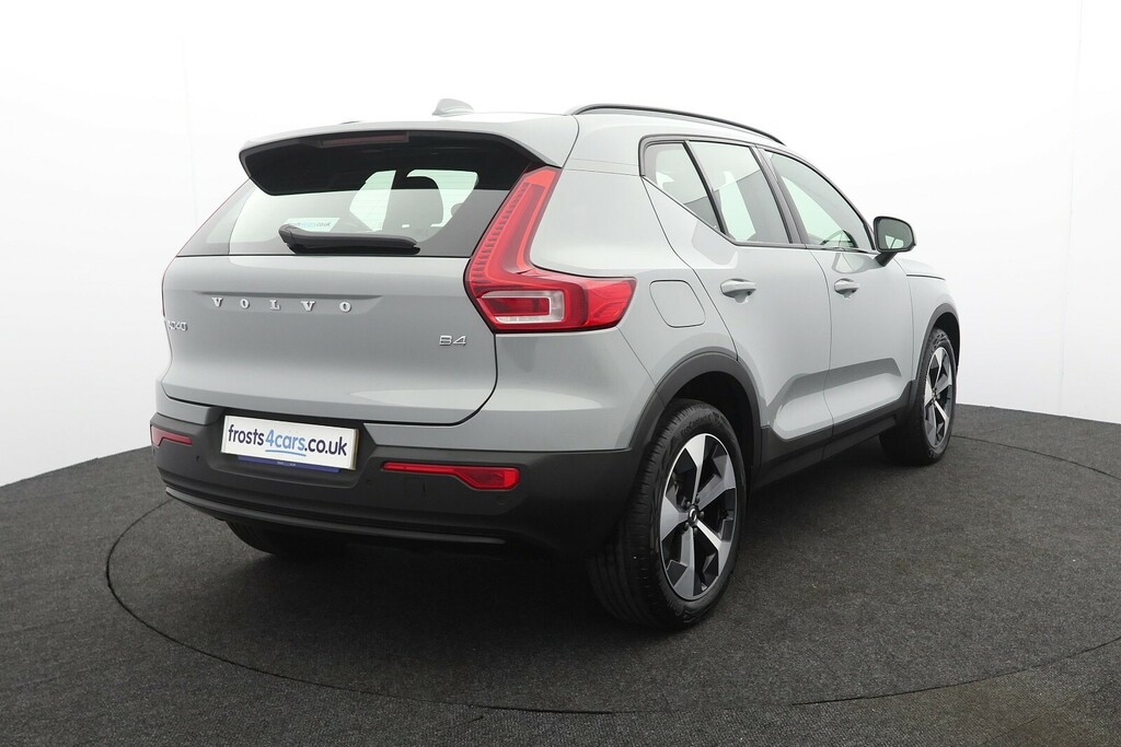 Volvo XC40 2.0 B4p Mild Hybrid Plus Dark HT74FTJ Grey #3