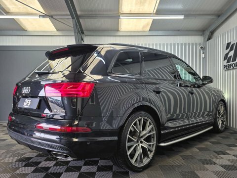 Audi Q7 2019 19 3.0 Black #6