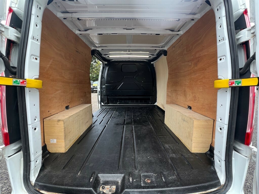 Ford Transit Custom 2.0 Ecoblue 130Ps Low Roof Limited Van Panel Van D LD23PYL White #5