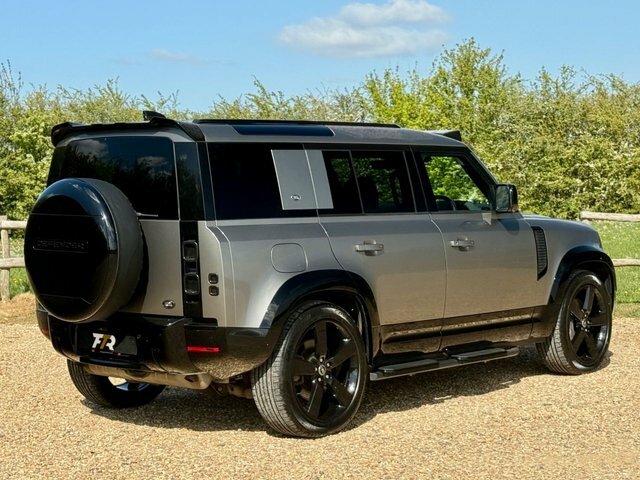 Land Rover Defender 2.0 P400e 15.4Kwh Xs Edition Suv Plug-i Silver #2