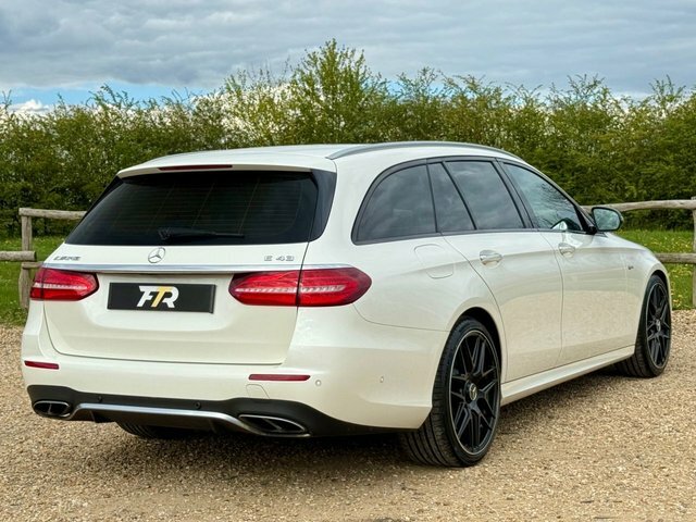 Mercedes-Benz E Class 3.0 E43 V6 Amg Premium Estate G-troni LV17XHU White #4