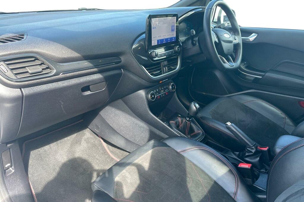 Ford Fiesta 1.0 Ecoboost Hybrid Mhev 125 St-line X PK72ODY White #2