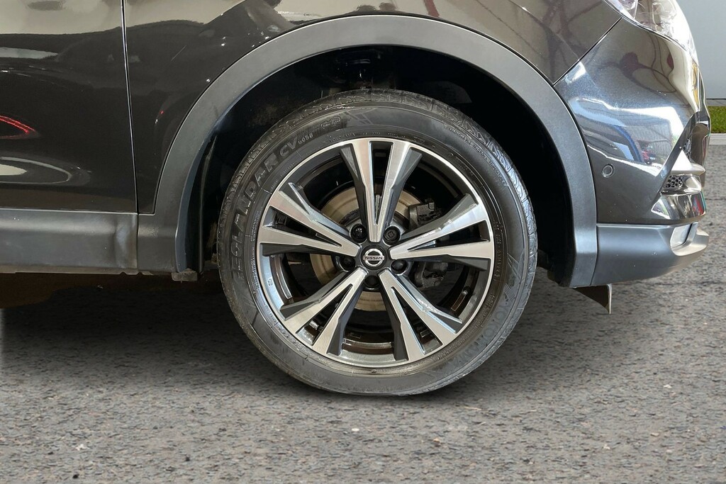 Nissan Qashqai 1.3 Dig-t N-connecta BT20PTX Black #5