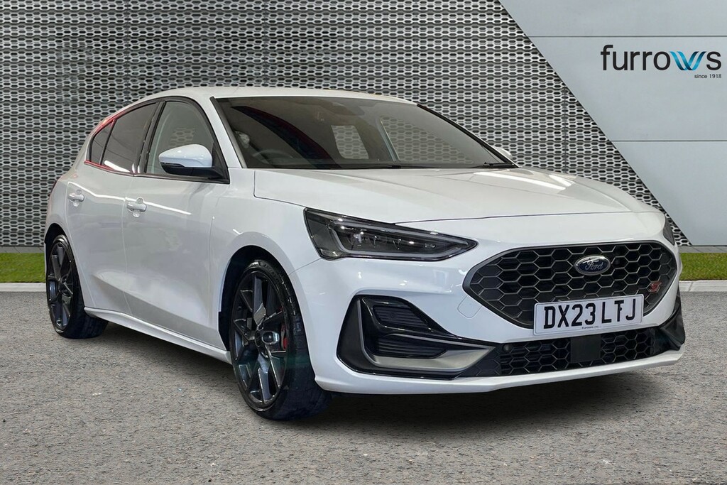 Ford Focus 2.3 Ecoboost St White