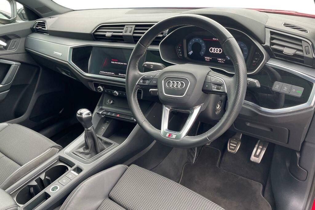 Audi Q3 35 Tfsi S Line GM21SSU Red #6