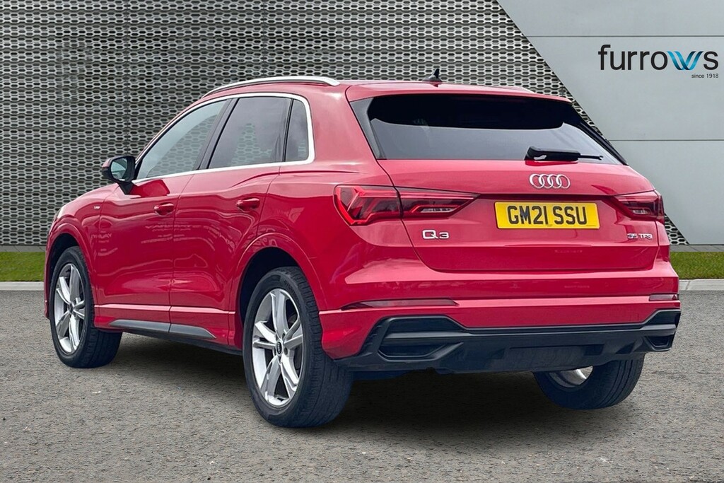 Audi Q3 35 Tfsi S Line GM21SSU Red #3