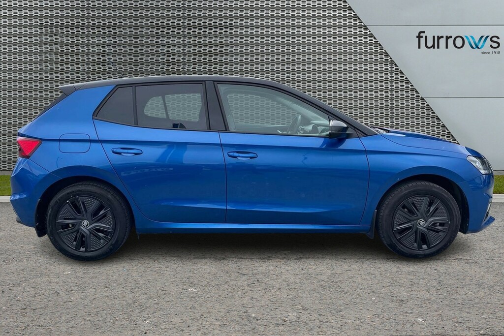 Skoda Fabia 1.0 Tsi 116 Design Edition Dsg DL74RRO Black #4