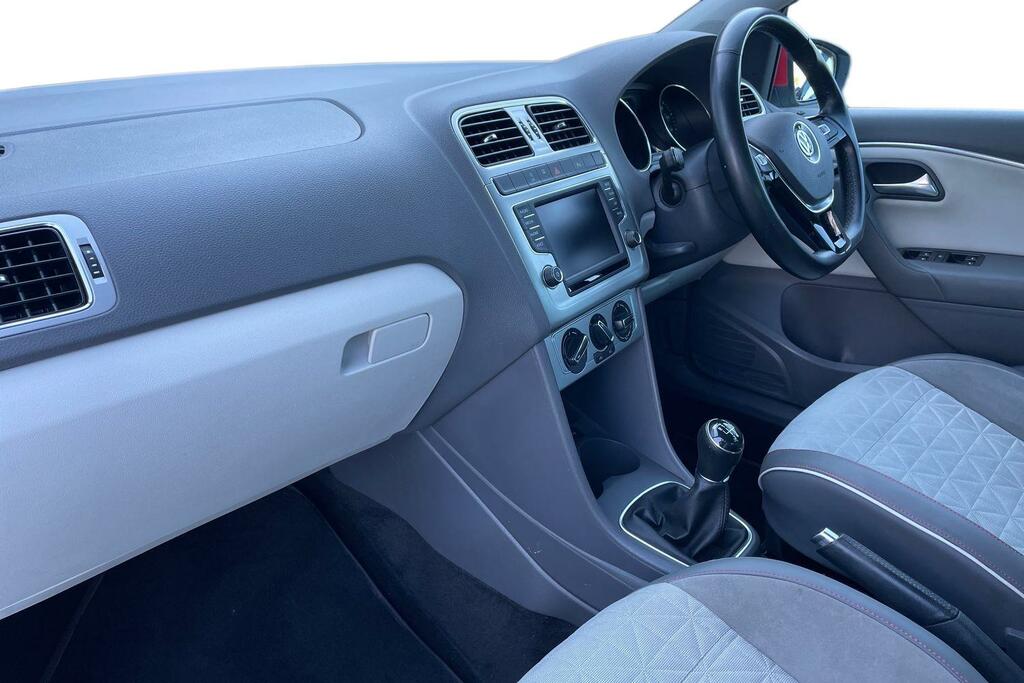 Volkswagen Polo 1.2 Tsi Beats CX66OEU White #2