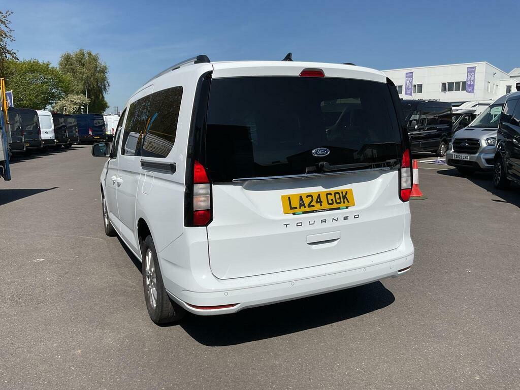 Ford Grand Tourneo Connect 2.0 Ecoblue Titanium Dct Euro 6 S S White #6