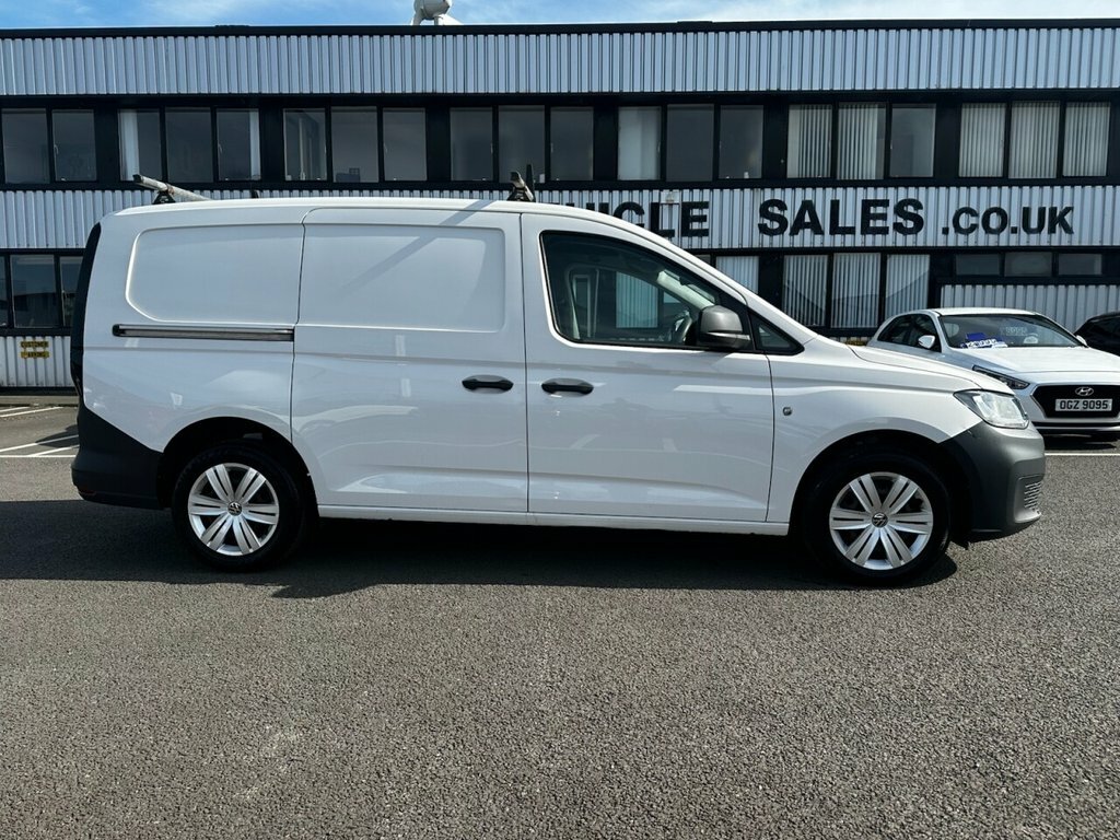 Volkswagen Caddy Maxi 2L Commerce 6Dr GF21EOA White #2
