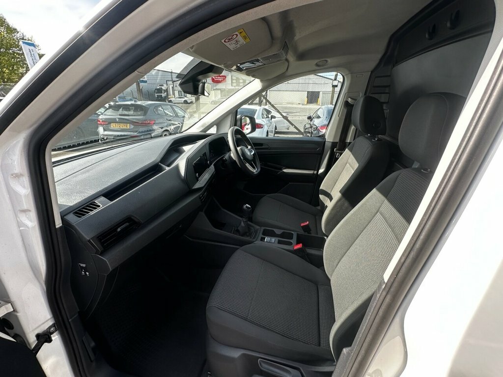Volkswagen Caddy Maxi 2L Commerce 6Dr GF21EOA White #6