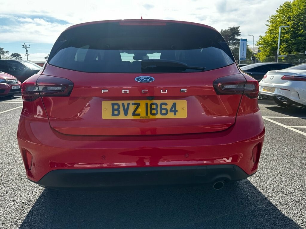 Ford Focus 1L Titanium X BVZ1864 Red #6