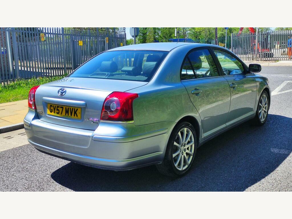 Toyota Avensis 2.0 Vvt-i T Spirit Silver #6