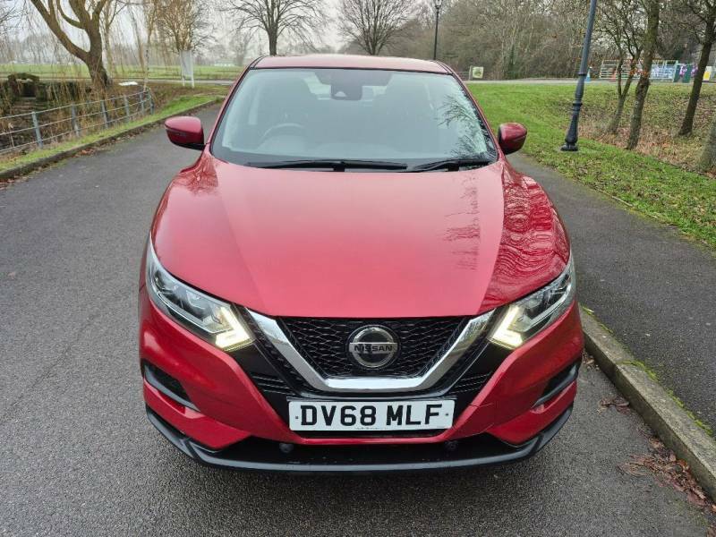 Nissan Qashqai 1.5 Dci 115 Acenta Premium - 2018 68 DV68MLF Red #3