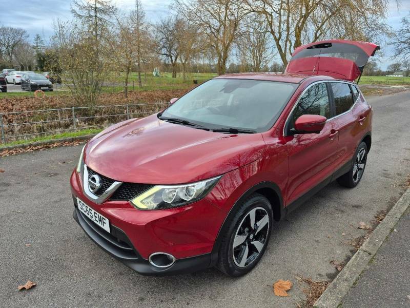 Nissan Qashqai 1.5 Dci N-tec - 2015 65 Red