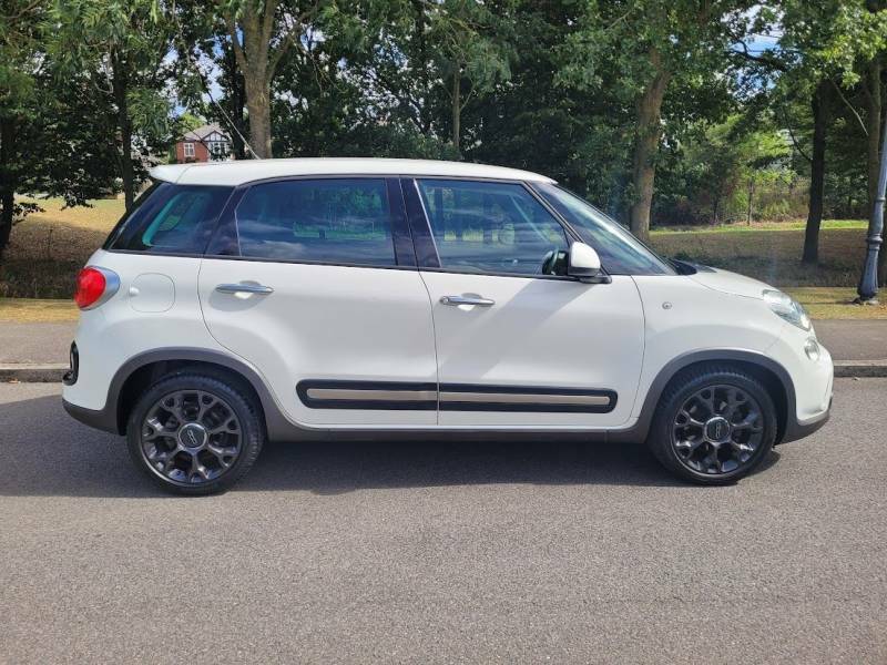 Fiat 500L 1.4 Trekking - 2016 16 White #3