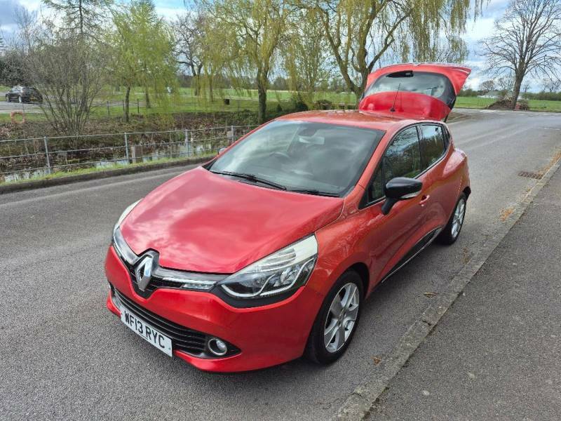 Renault Clio 1.2 16V Dynamique Medianav - 2013 13 Red