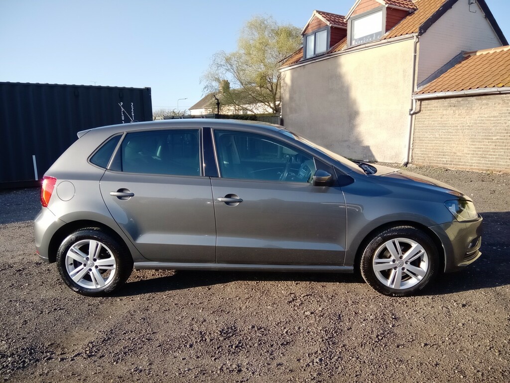 Volkswagen Polo 1.2 Tsi Bluemotion Tech Match Edition 2017 AV17WZC Grey #3