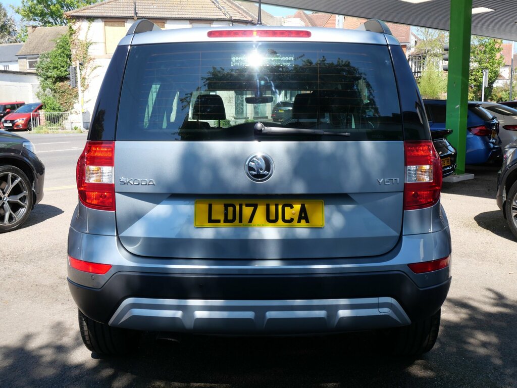 Skoda Yeti 1.2 Tsi Se L Drive Outdoor Dsg Euro 6 Ss Grey #5