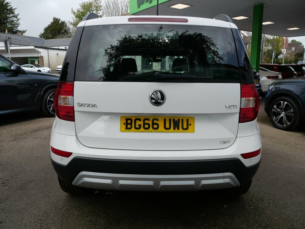 Skoda Yeti 1.4 Tsi Laurin Klement Outdoor 4Wd Euro 6 Ss White #5