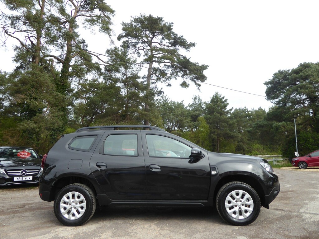 Dacia Duster Suv 1.0 Comfort Tce 90 4X2 My22 202222 RE22BNL Black #3