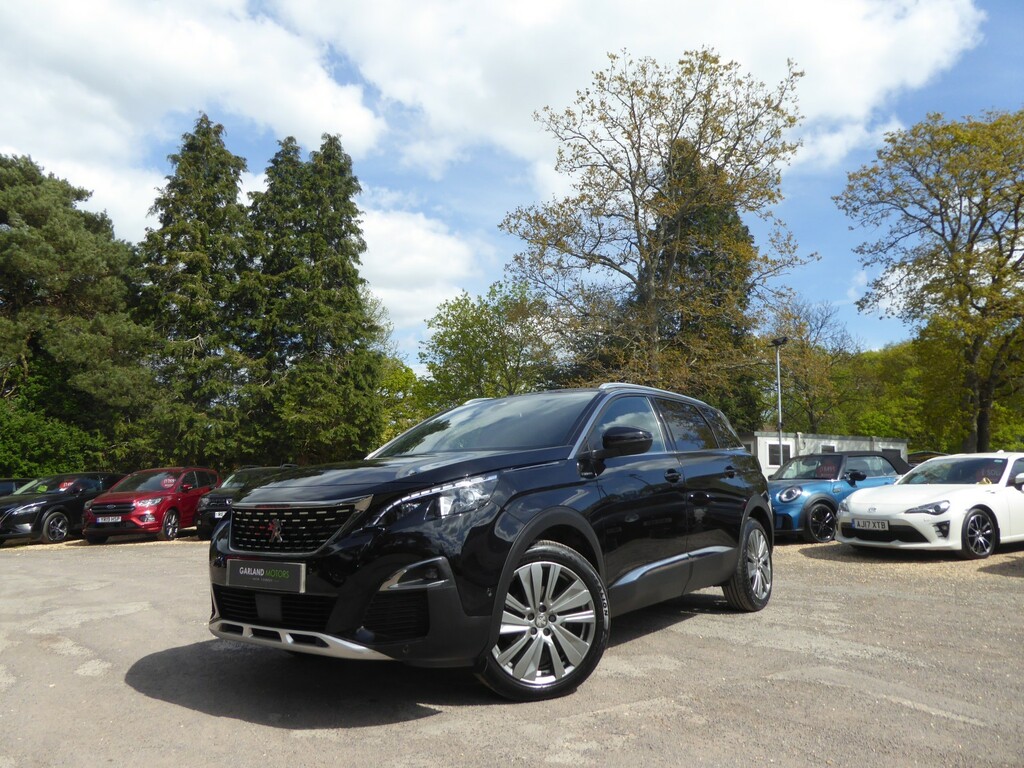 Peugeot 5008 Suv 1.5 Bluehdi Gt Line Premium 202070 Black