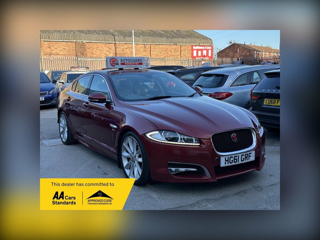 Jaguar XF 3.0D S V6 Portfolio Euro 5 Red