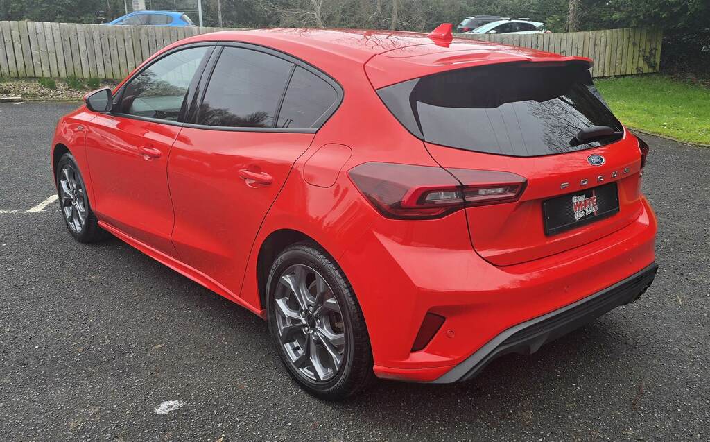Ford Focus 1.0 Ecoboost Hybrid Mhev 155 St-line Edition DN72YXS Red #5