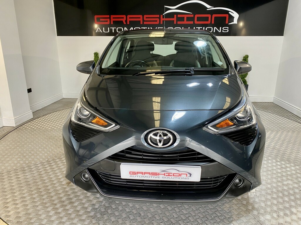 Toyota Aygo Hatchback 1.0 Vvt-i X-play 201919 PO19LEJ Grey #2
